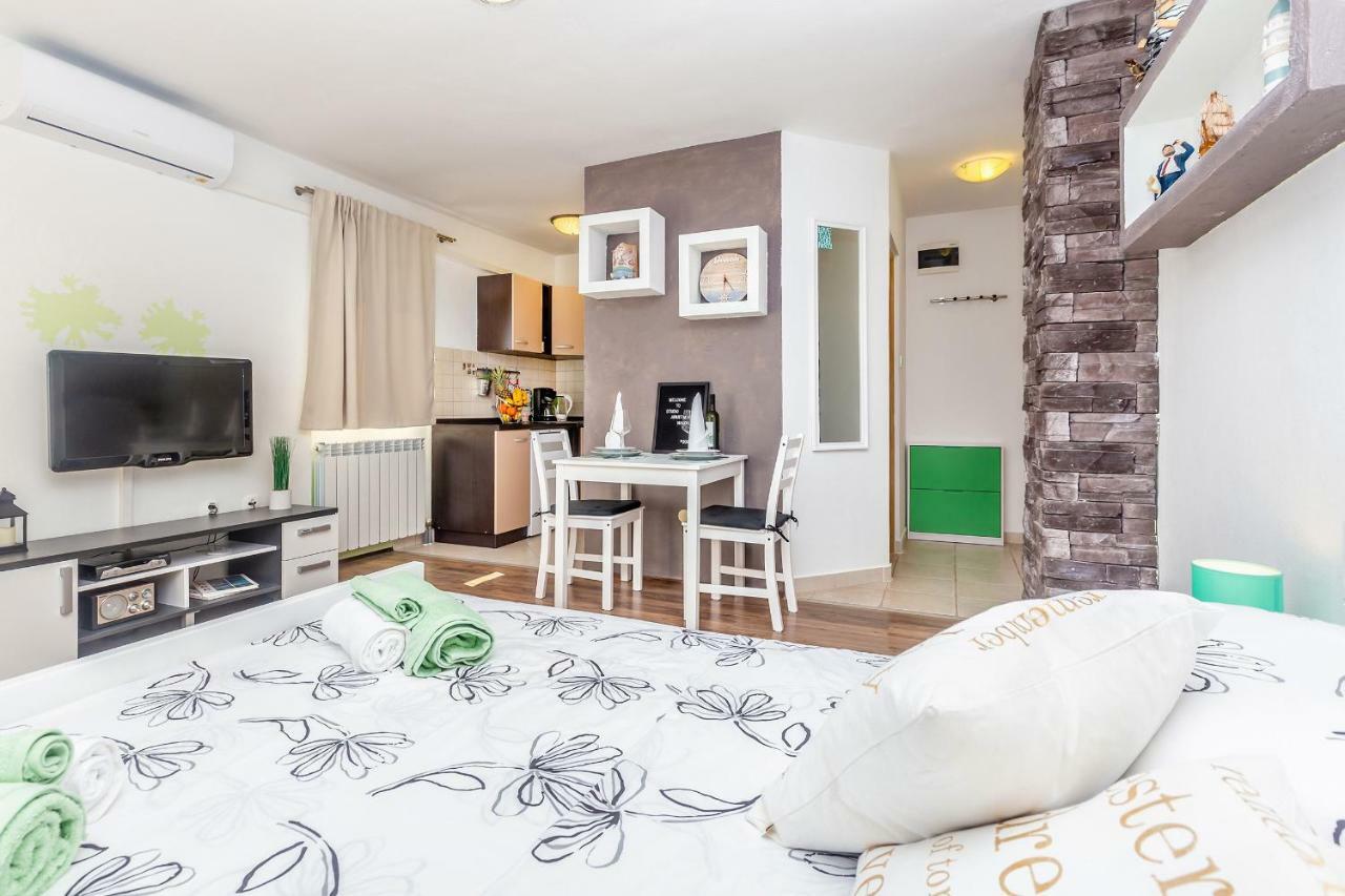 Studio Apartman Magdalena Apartment Omisalj Luaran gambar