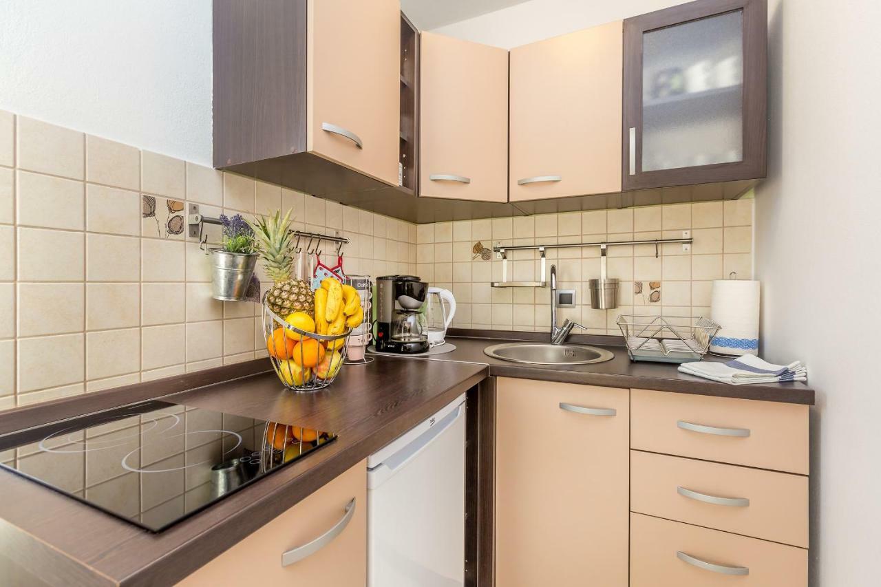 Studio Apartman Magdalena Apartment Omisalj Luaran gambar